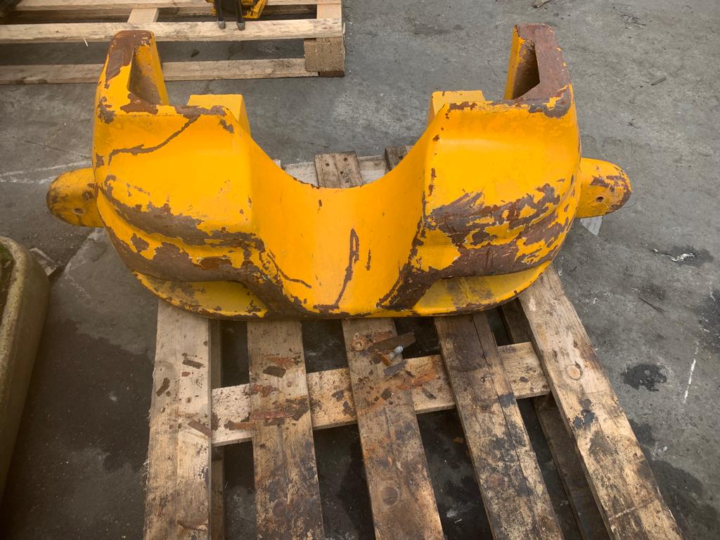 SECOND HAND COUNTER WEIGHT JCB Part No 160 15238 Vicary Plant JCB second-hand-counter-weight-jcb-part-no-160-15238-vicary-plant-jcb