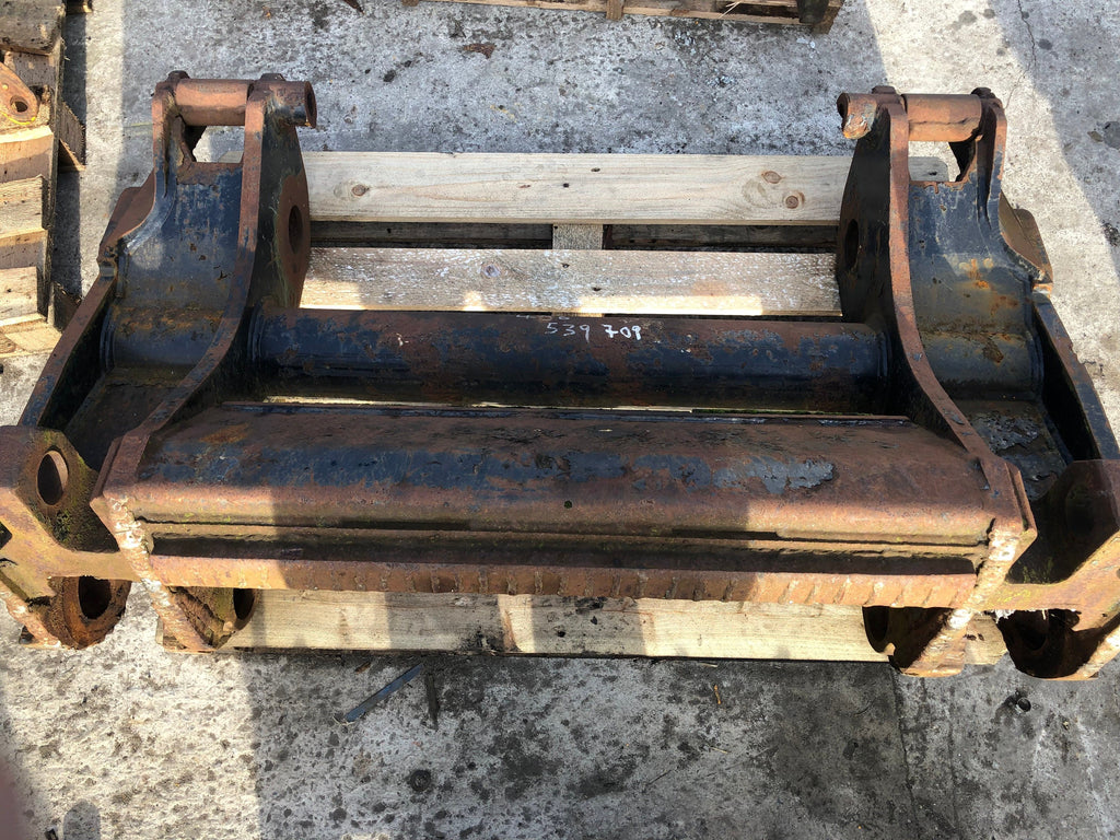 SECOND HAND 456 CARRIAGE FROM S/N 539709 SECOND HAND, USED, WHEELED LOADER Vicary Plant Spares