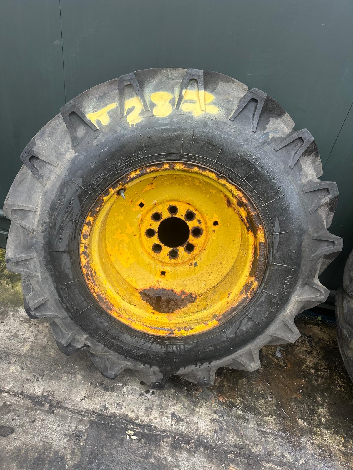 Jcb Split Rims SECOND HAND WHEEL RIM AND TYRE - RIM JCB Part No. 41/906500 - Vicary ...