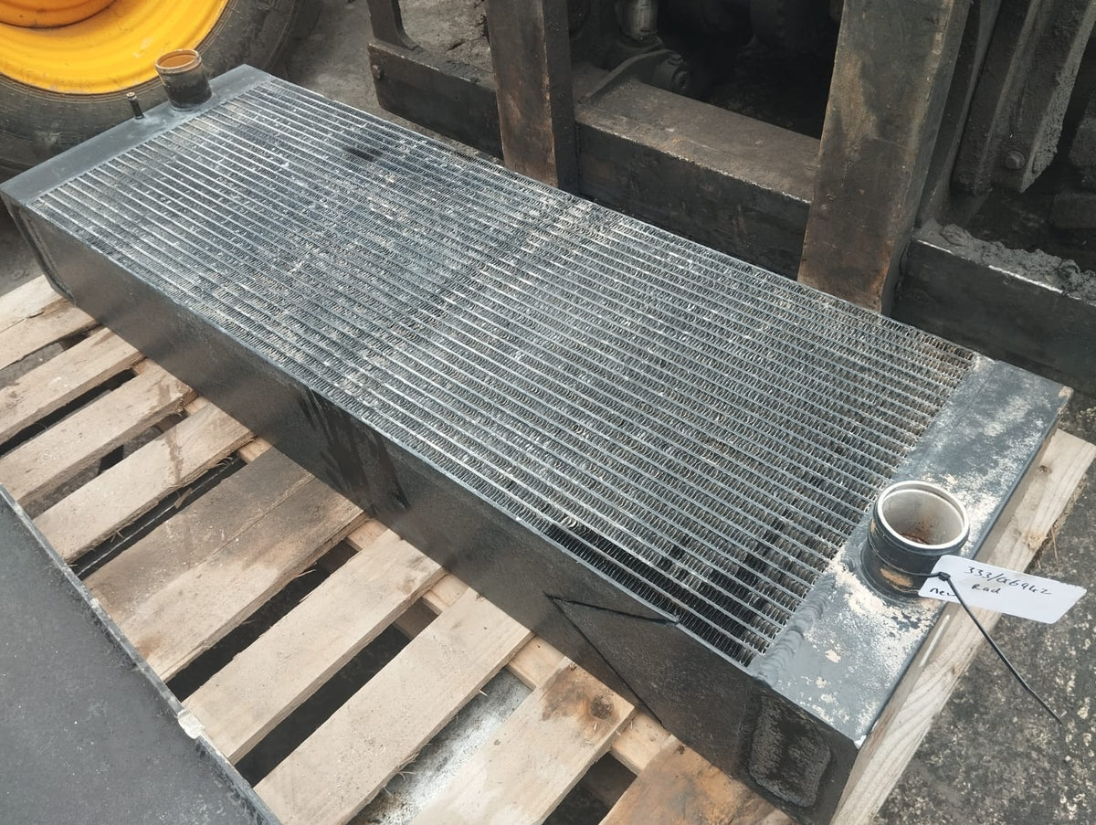 SECOND HAND RADIATOR JCB Part No. 333/G6942 - Vicary Plant JCB Spares ...