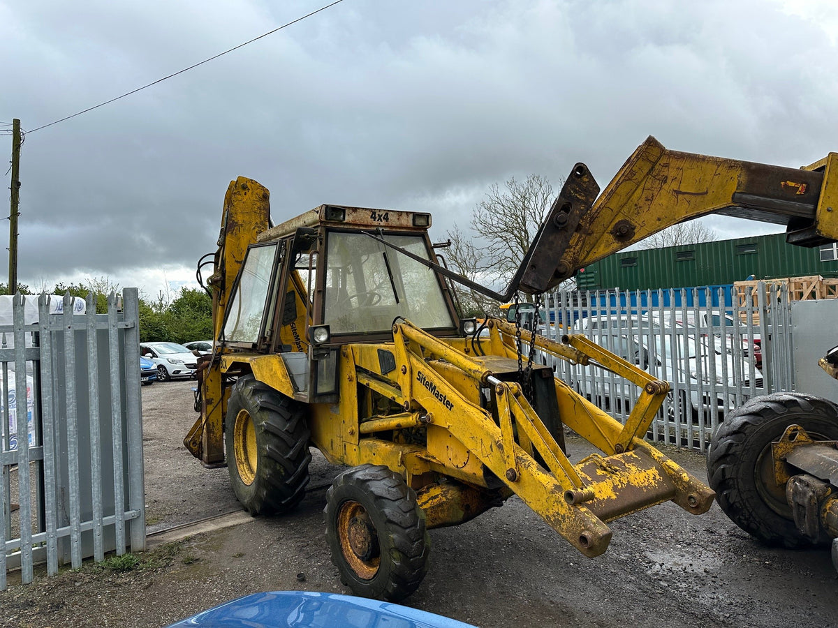 JCB 3CX GREY CAB SERIAL NUMBER 340320 YEAR 1988 - Vicary Plant JCB ...