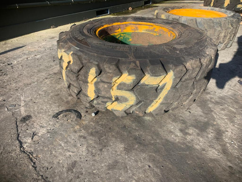 SECOND HAND WHEEL RIM & TYRE 12.5/8018 5 STUD 334/L1922 Vicary Plant JCB Spares Vicary