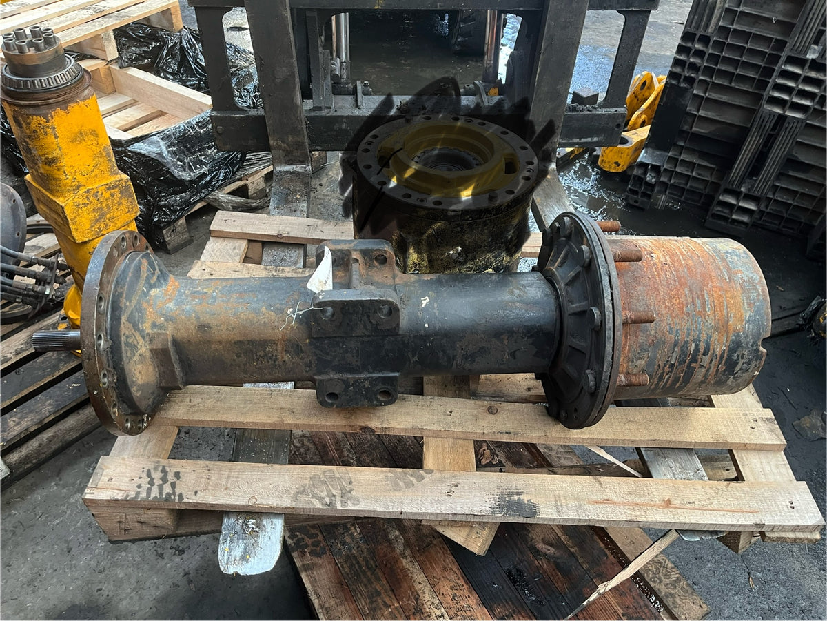 SECOND HAND AXLE ARM & WHEEL HUB JCB Part No. 458/10461 - Vicary Plant ...