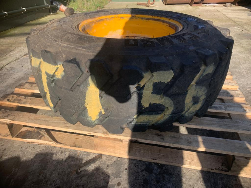 SECOND HAND WHEEL RIM & TYRE 12.5/8018 5 STUD 334/L1922 Vicary Plant JCB Spares Vicary