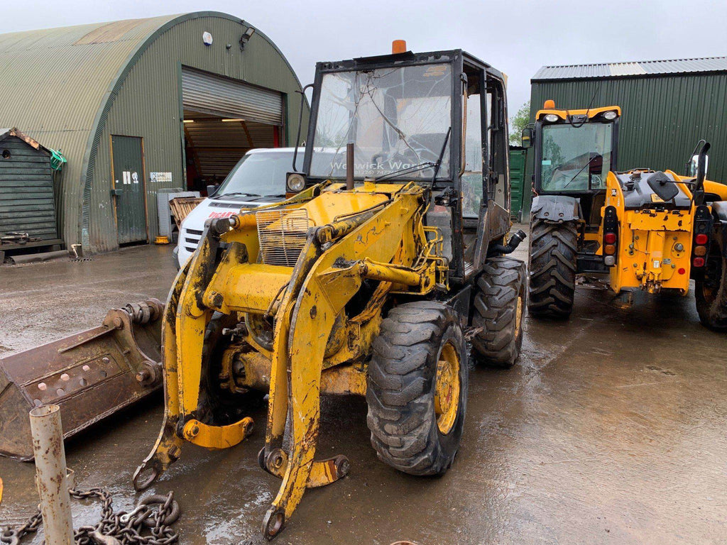 JCB 2CX  SERIAL NUMBER 658905 YEAR 1995 2CX Vicary Plant Spares