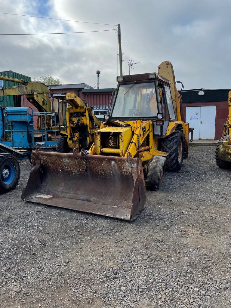 JCB 3CX GREY CAB SERIAL NUMBER 365288 YEAR 1991 3CX, BACKHOE Vicary Plant Spares
