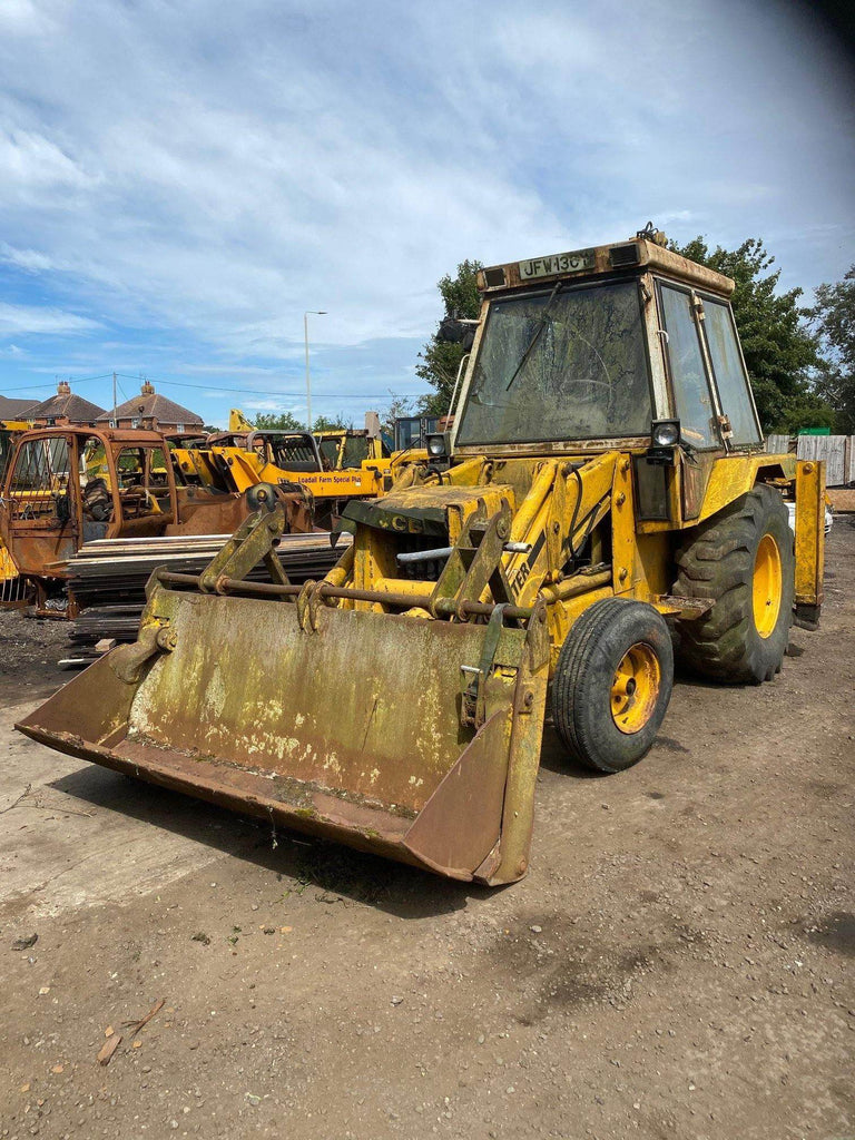 JCB 3CX SERIAL NUMBER 299043 YEAR 1983 3CX, BACKHOE Vicary Plant Spares