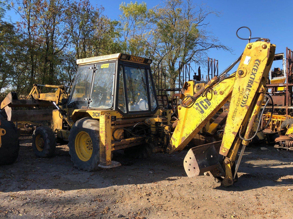 JCB 3CX BLACK CAB SITEMASTER SERIAL NUMBER 318660 YEAR 1986 3CX, BACKHOE Vicary Plant Spares