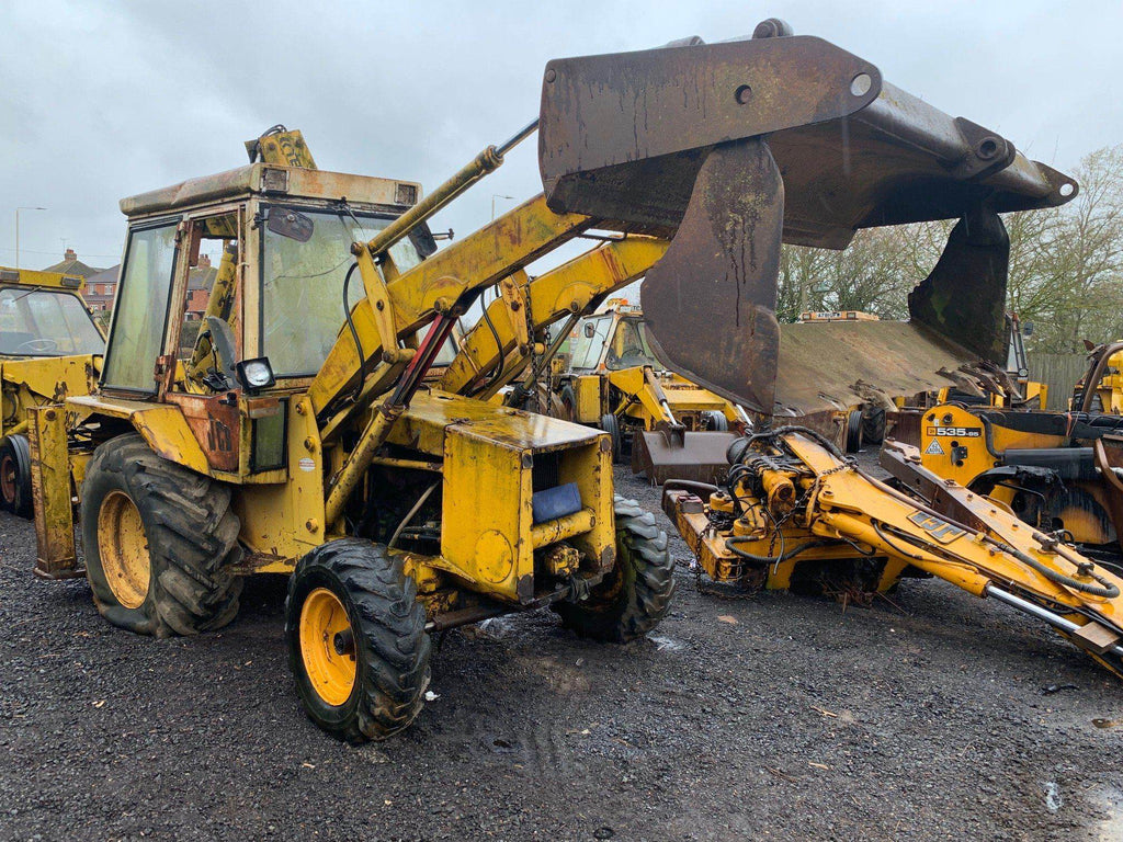 JCB 3CX 2WD SITEMASTER SERIAL NUMBER 302850 YEAR 1983 3CX, BACKHOE Vicary Plant Spares