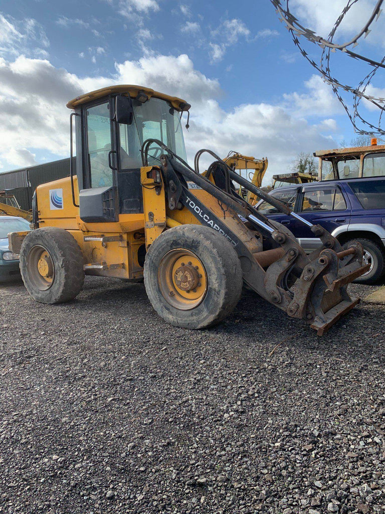JCB 411 SERIAL NUMBER 527970 YEAR 2003 WHEELED LOADER Vicary Plant Spares