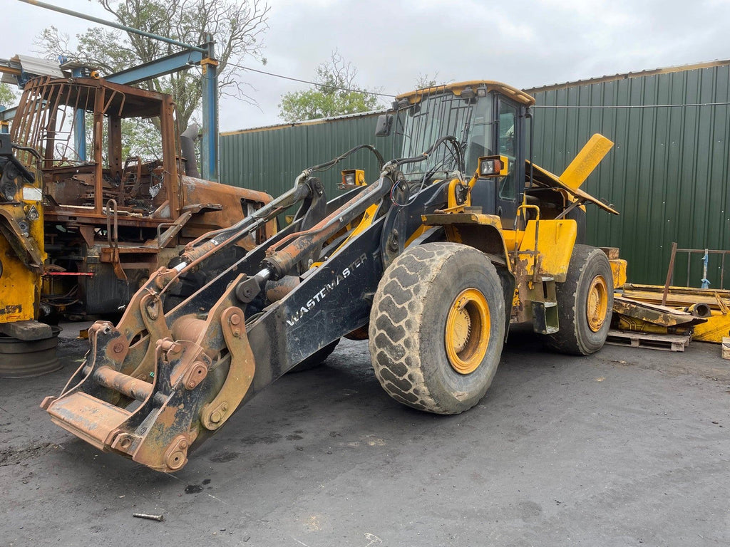 JCB 456 SERIAL NUMBER 539709 YEAR 2004 WHEELED LOADER Vicary Plant Spares