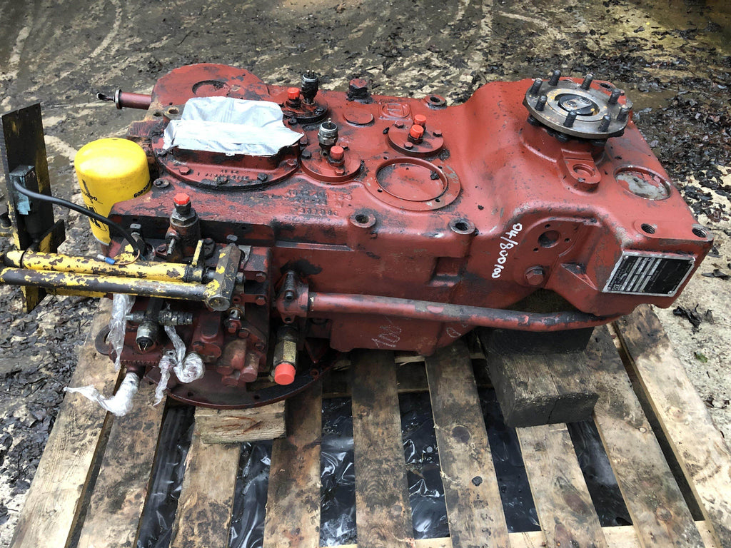SECOND HAND GEAR BOX JCB Part No. 04/800100 - Vicary Plant Spares