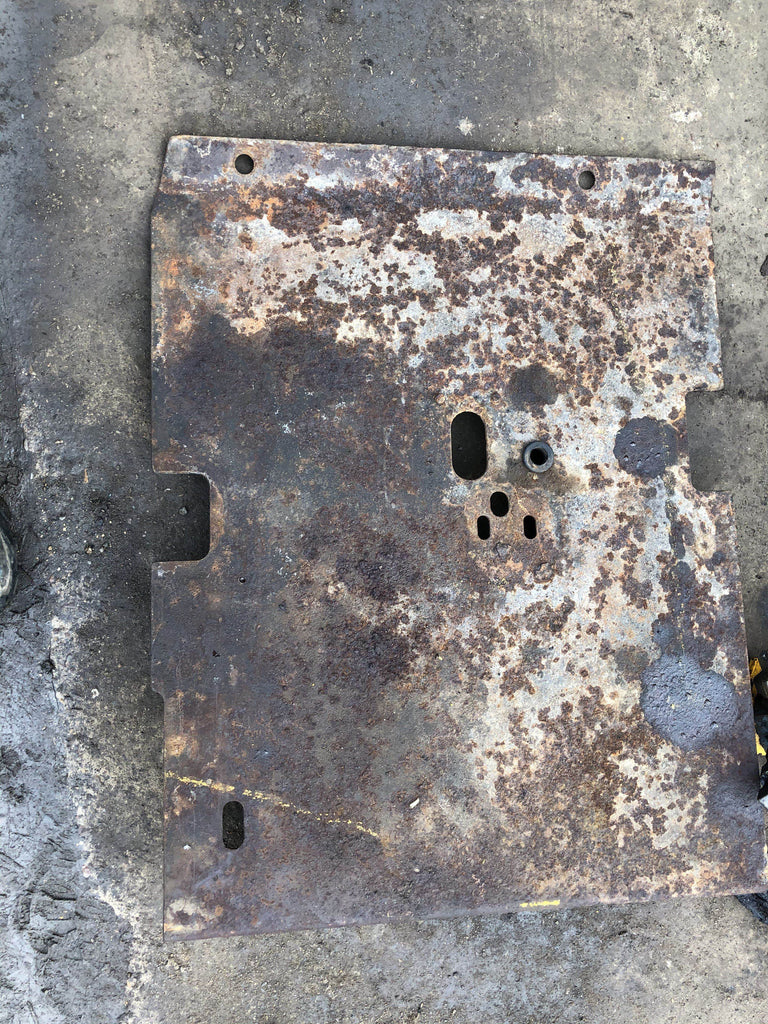SECOND HAND FLOOR PLATE JCB Part No. 261/00203 - Vicary Plant Spares