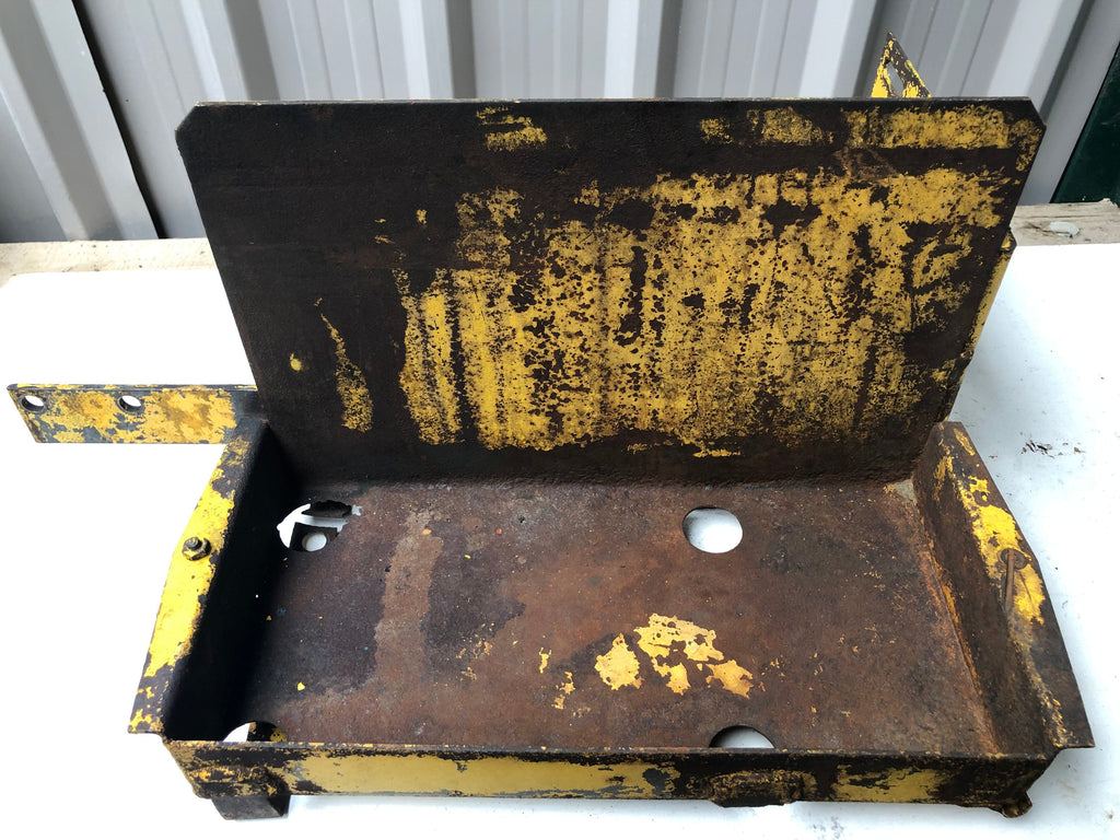 SECOND HAND BATTERY TRAY JCB Part No. 109/59700 3C, BACKHOE, SECOND HAND, USED, VINTAGE Vicary Plant Spares
