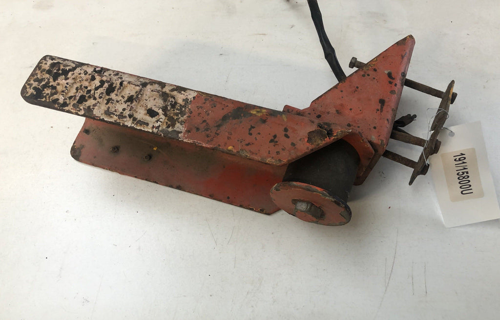 SECOND HAND BRACKET L/H JCB Part No. 191/15800 SECOND HAND, USED, WHEELED LOADER Vicary Plant Spares