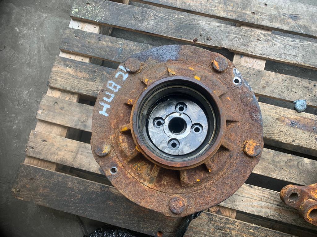 Second Hand Complete Hubs - Vicary Plant Used & Aftermarket JCB Spares ...