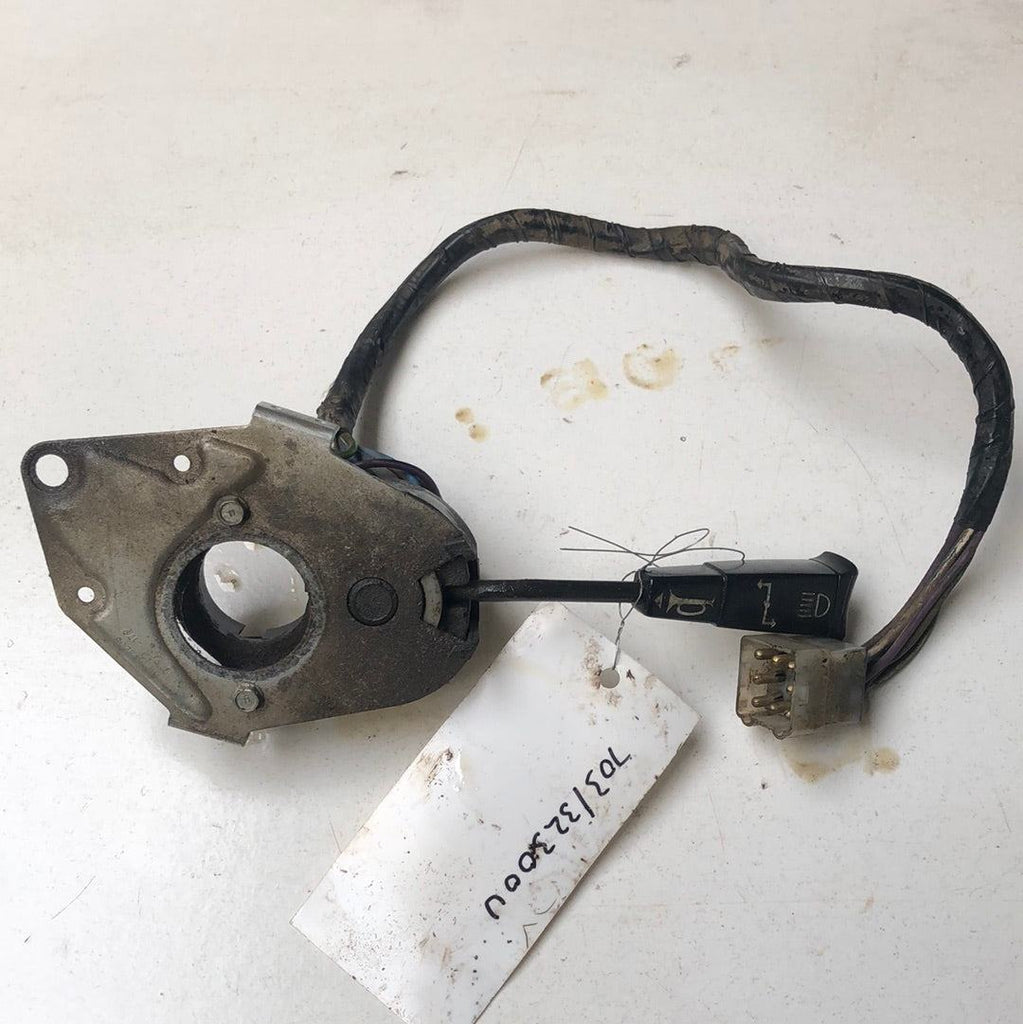 SECOND HAND COLUMN SWITCH JCB Part No. 703/32300 3C, BACKHOE, LOADALL, SECOND HAND, TELEHANDLER, USED, VINTAGE Vicary Plant Spares
