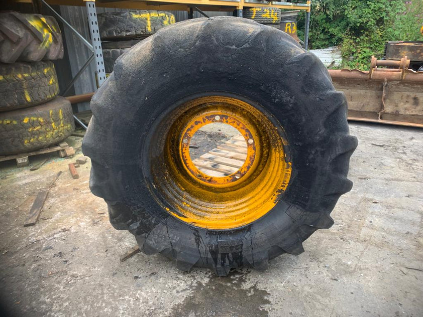 SECOND HAND LOADALL WHEEL RIM & TYRE JCB Part No. 41/917500 - Vicary ...