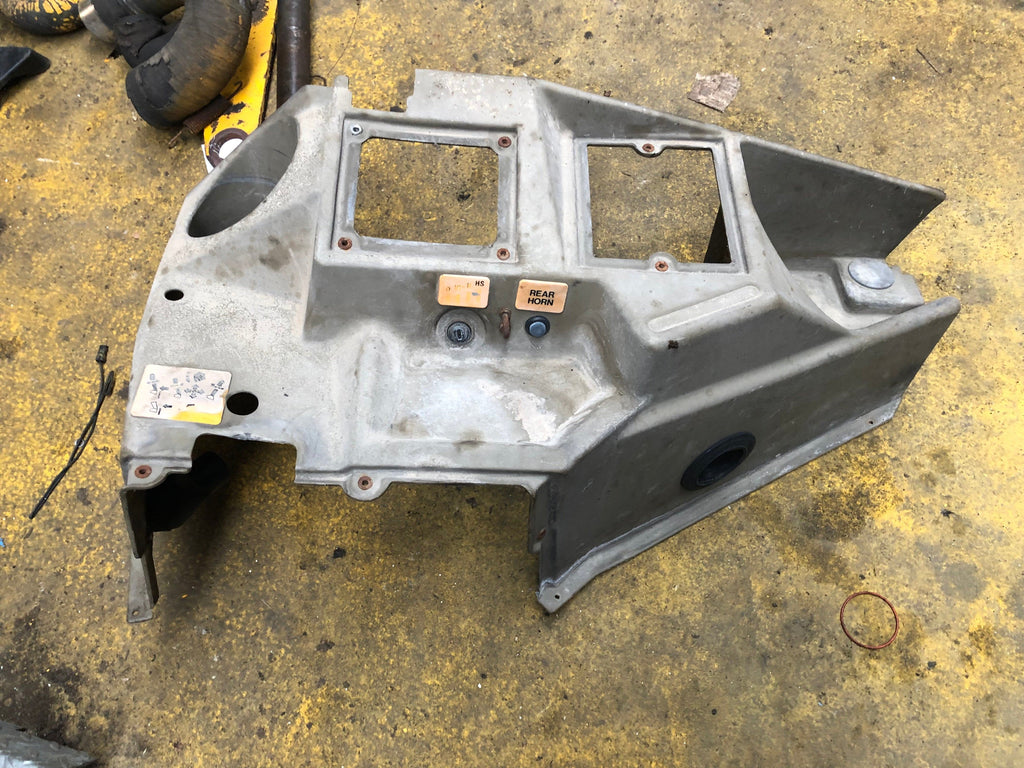 SECOND HAND CONSOLE JCB Part No. 141/01380 2CX, SECOND HAND, USED Vicary Plant Spares