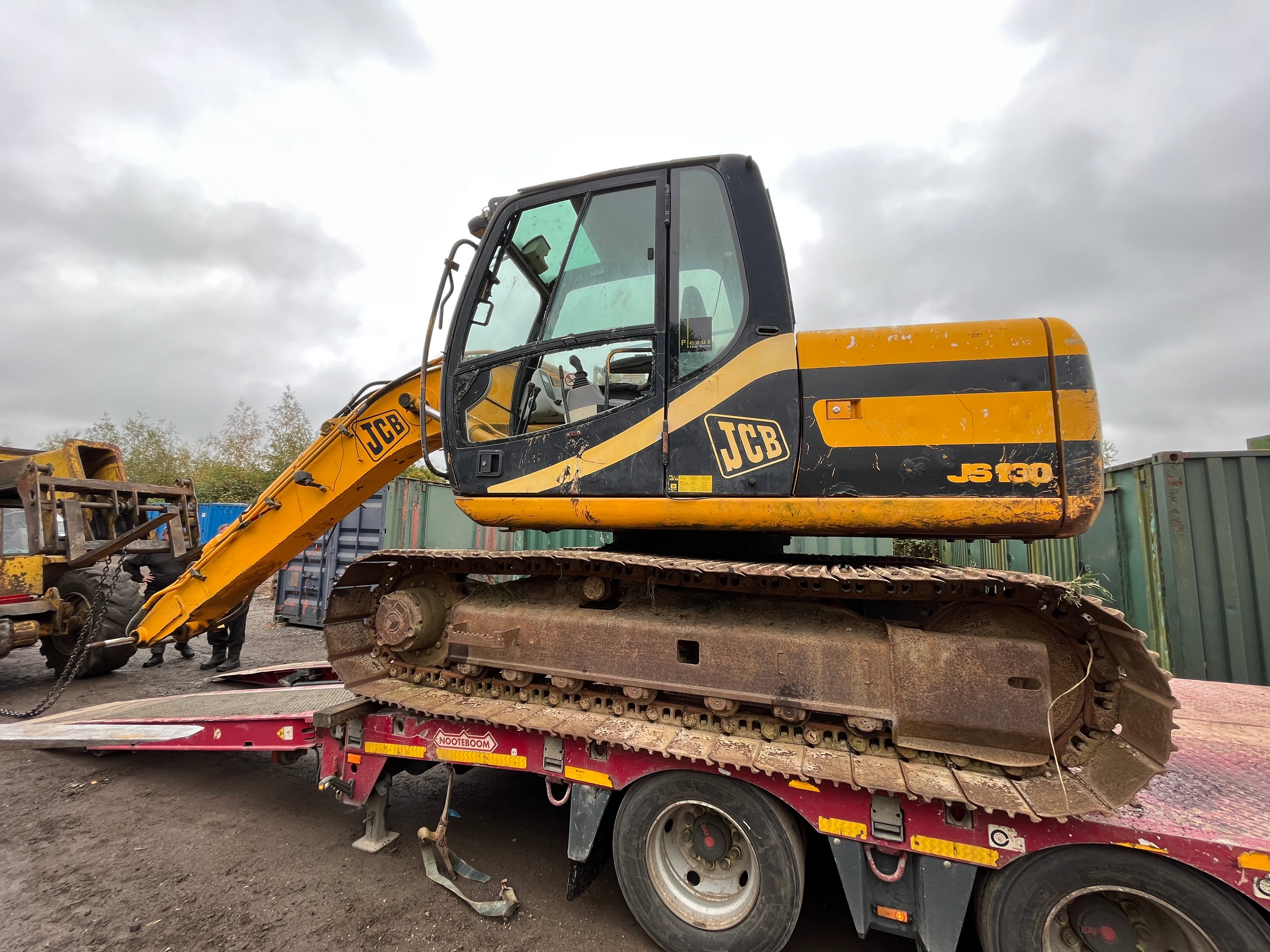 Jcb R3 Js130 JCB JS130 SERIAL NUMBER 890281 YEAR 2002 - Vicary Plant JCB Spares ...