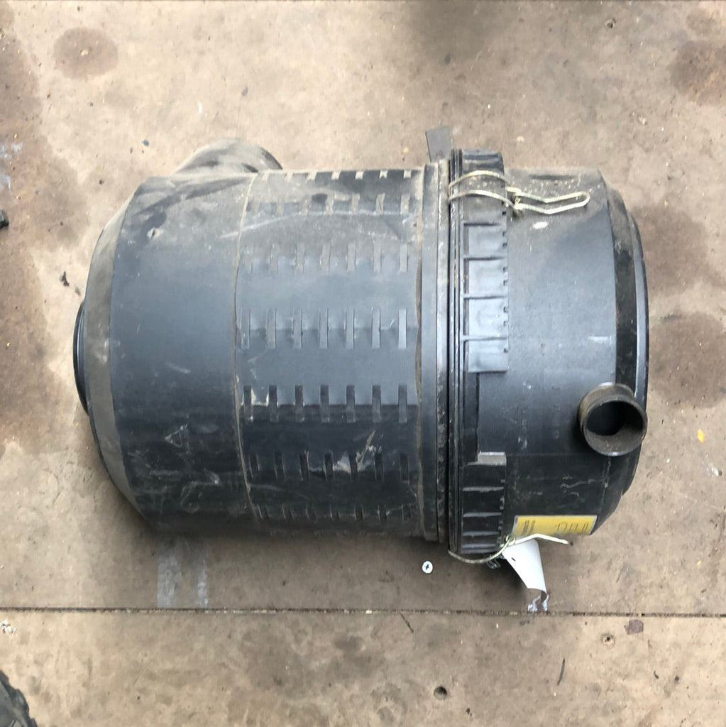 SECOND HAND AIR FILTER ASSEMBLY JCB Part No. 580/12061 JS EXCAVATOR, JS130, JS200, SECOND HAND, USED Vicary Plant Spares