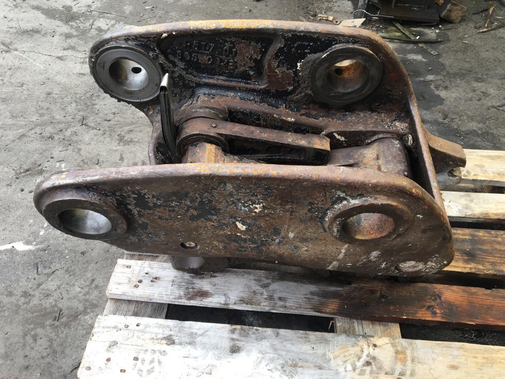 SECOND HAND QUICKHITCH JCB Part No. 980/90487 - Vicary Plant JCB Spares ...