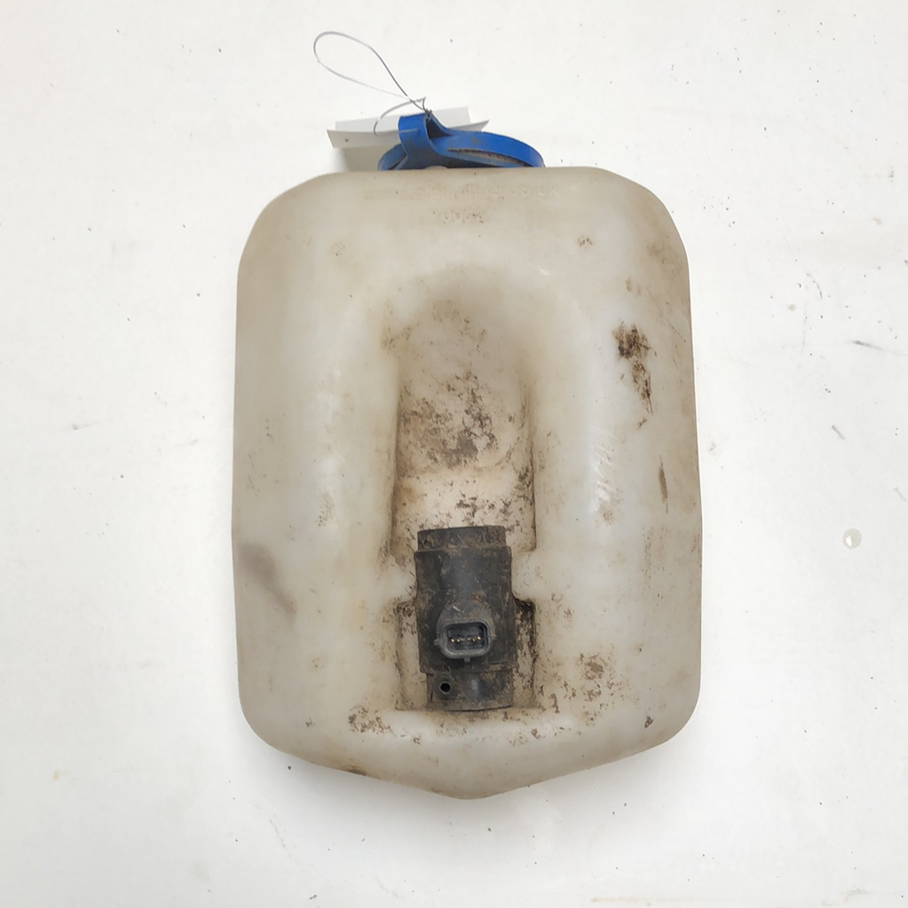 SECOND HAND WASHER BOTTLE JCB Part No. JHN0160 - Vicary Plant Spares