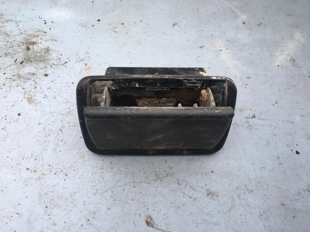 SECOND HAND ASHTRAY JCB Part No. 331/32481 JS EXCAVATOR, JS130, JS200, SECOND HAND, USED Vicary Plant Spares