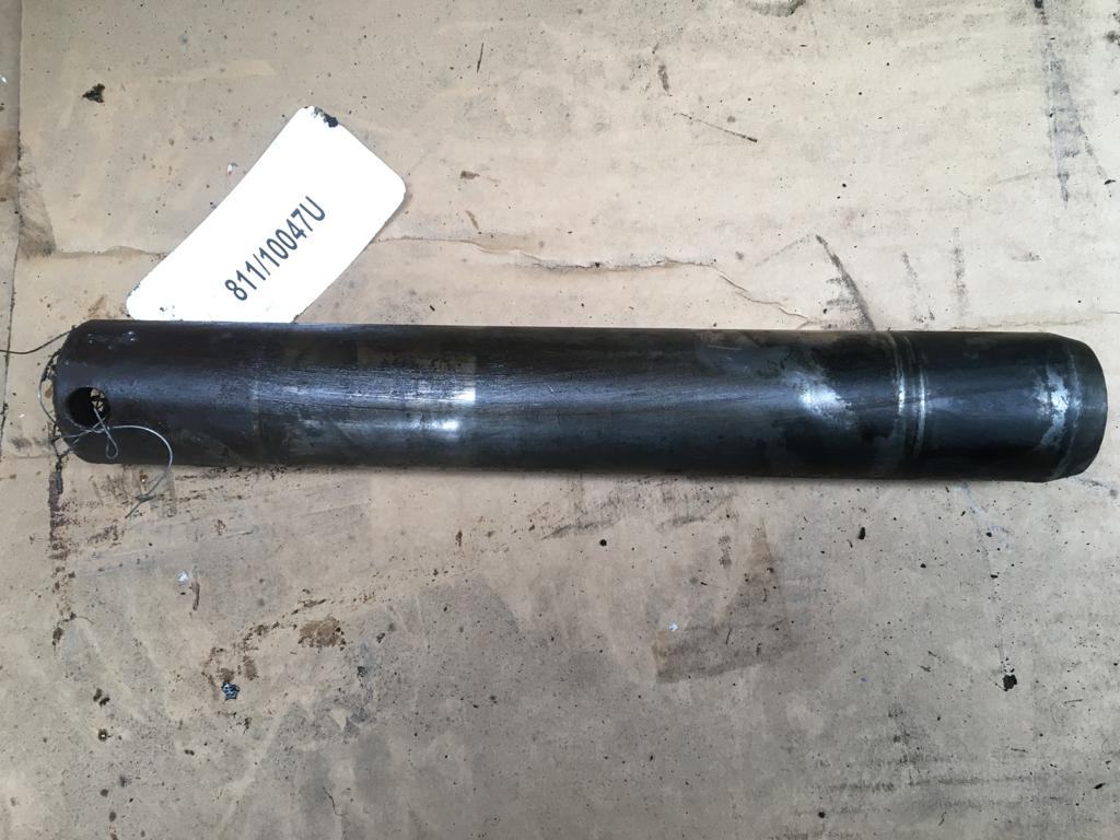 SECOND HAND AXLE PIN JCB Part No. 811/10047 RTFL, SECOND HAND, USED Vicary Plant Spares