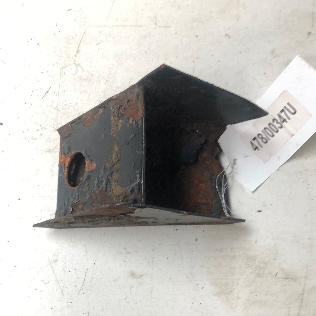 SECOND HAND DRAUGHT PIN SHIELD RH JCB Part No. 478/00347 FASTRAC, SECOND HAND, USED Vicary Plant Spares