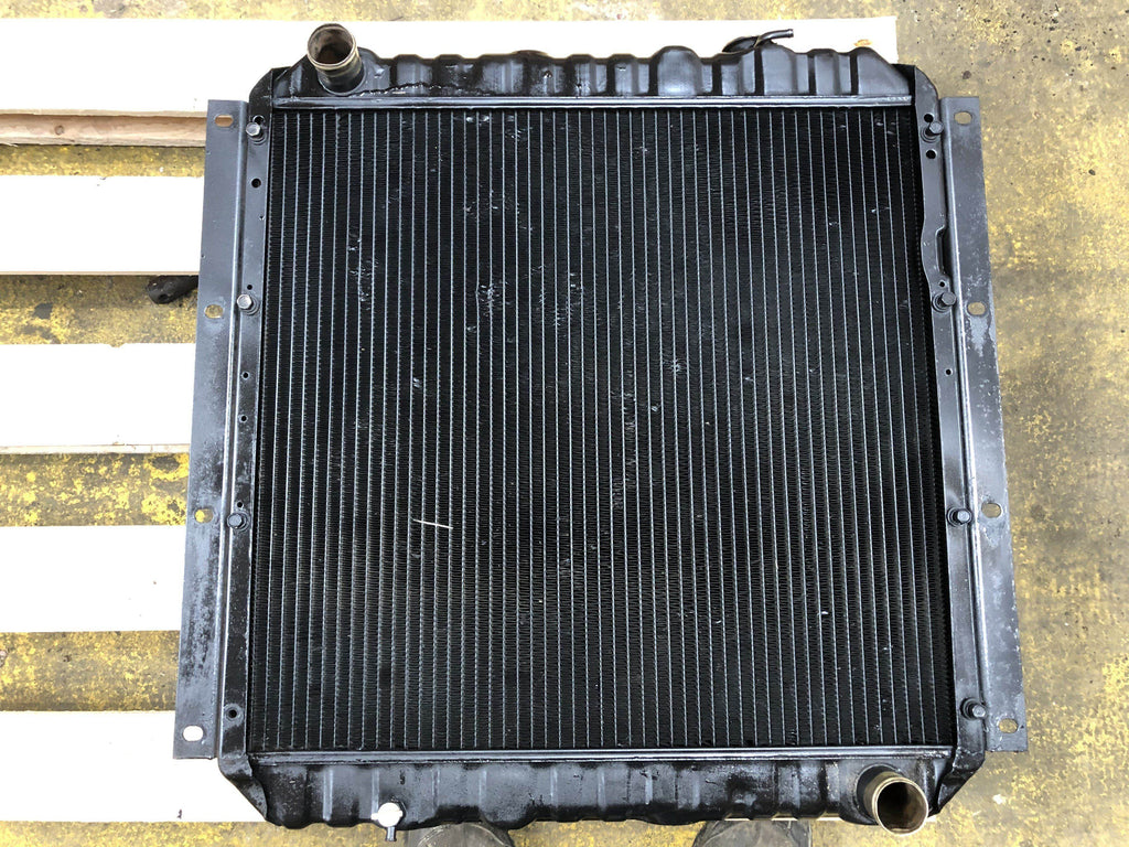 SECOND HAND RADIATOR JCB Part No. LNG0044 - Vicary Plant Spares