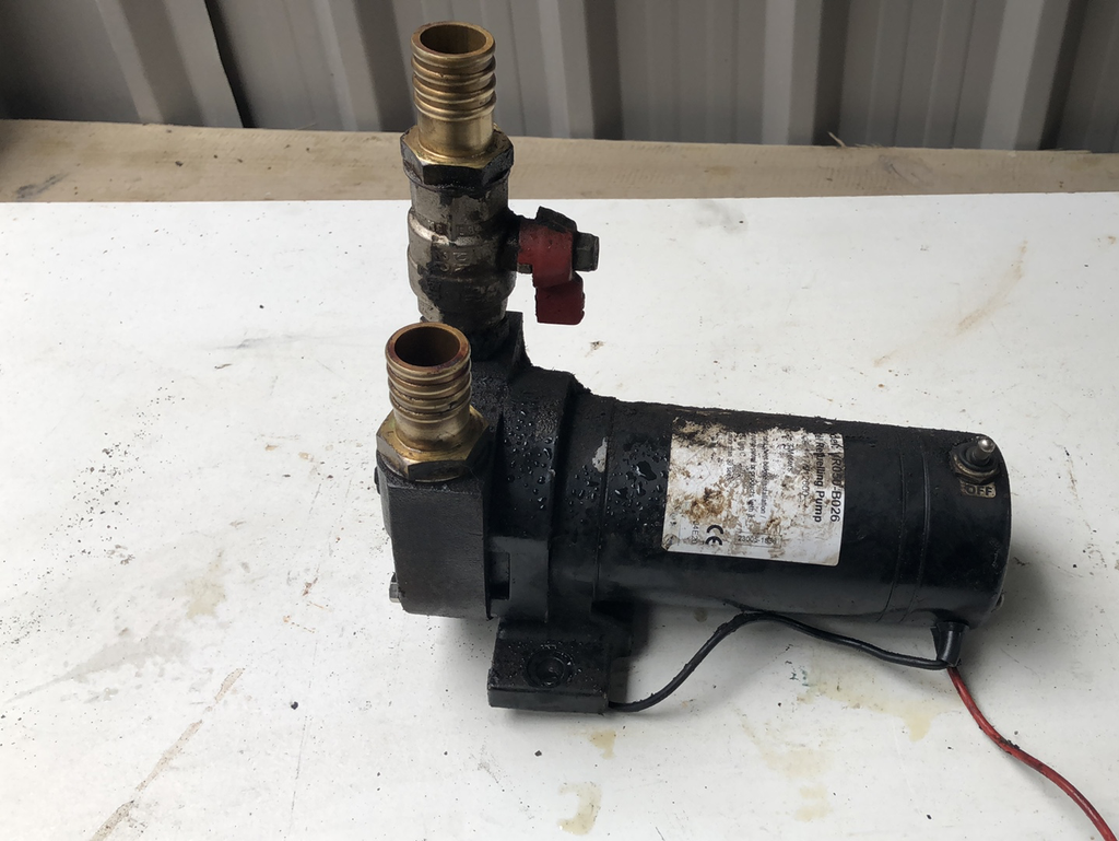 SECOND HAND REFUELING PUMP JCB Part No. 17/912600 - Vicary Plant Spares
