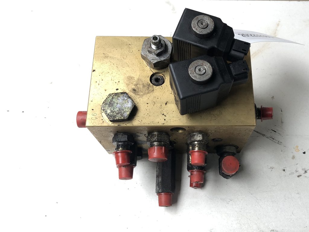 SECOND HAND SOLENOID VALVE JCB Part No. 25/223238 - Vicary Plant Spares