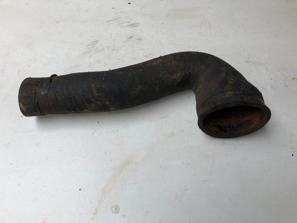 SECOND HAND BOTTOM HOSE JCB Part No. 834/00437 3CX, BACKHOE, SECOND HAND, USED Vicary Plant Spares
