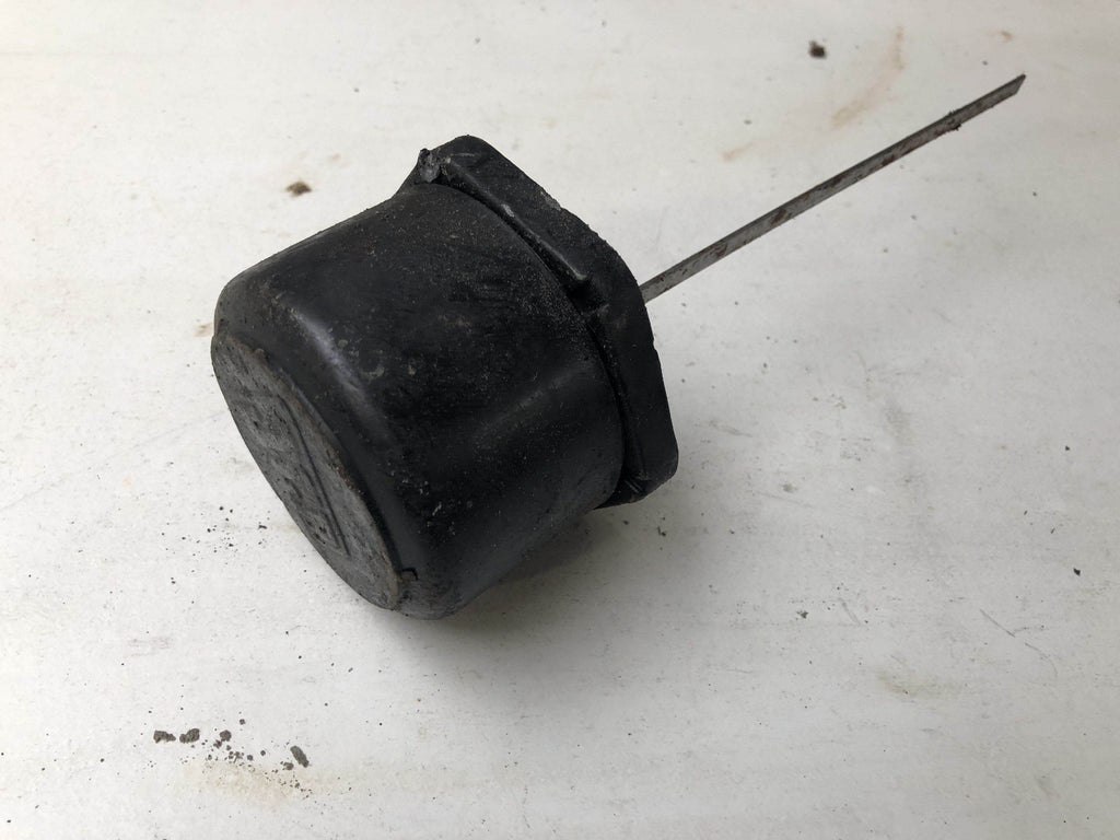 SECOND HAND HYDRAULIC TANK CAP JCB Part No. 32/911300 - Vicary Plant Spares