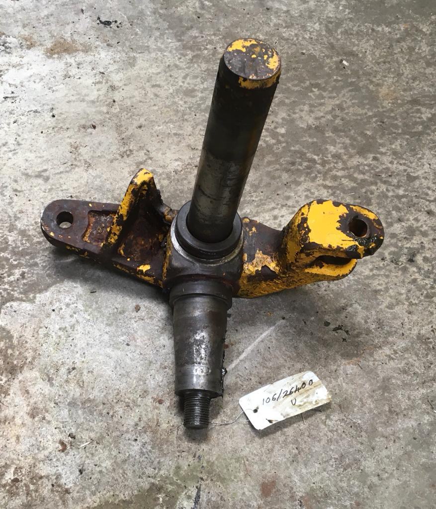SECOND HAND AXLE STUB RH JCB Part No. 106/26400 3C, BACKHOE, SECOND HAND, USED, VINTAGE Vicary Plant Spares