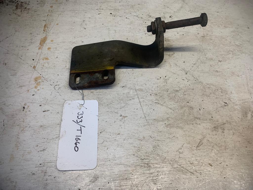 SECOND HAND STRIKER BRACKET JCB Part No. 333/T1640 - Vicary Plant JCB ...