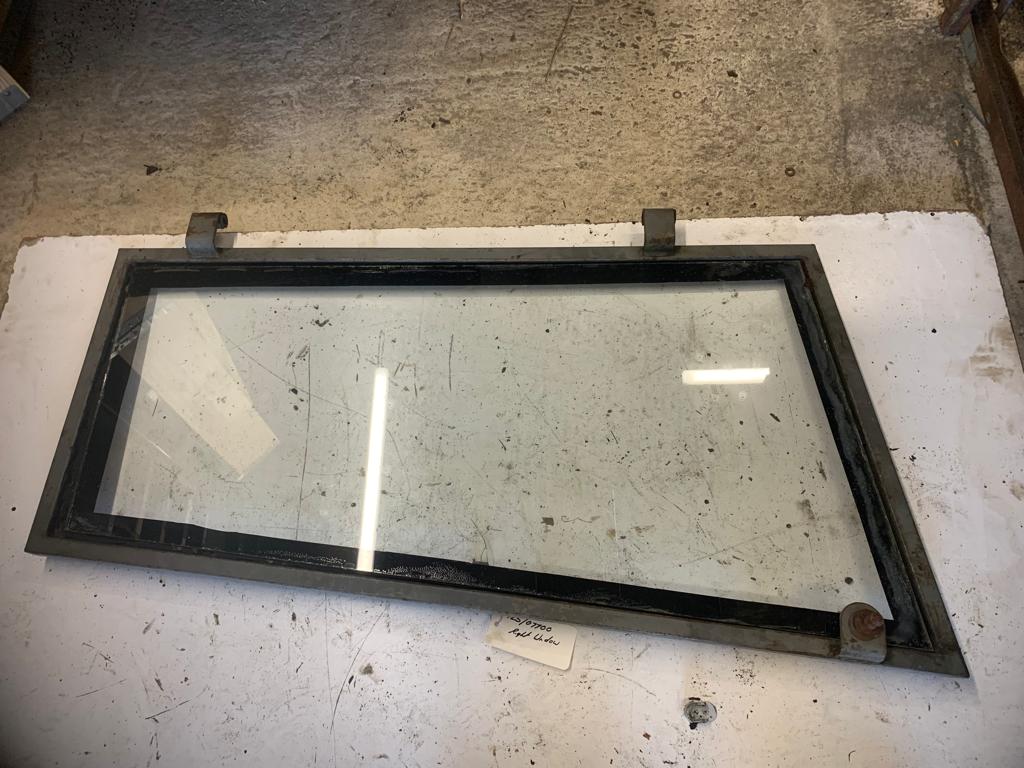 SECOND HAND WINDOW FRAME JCB Part No. 125/07700 - Vicary Plant JCB ...