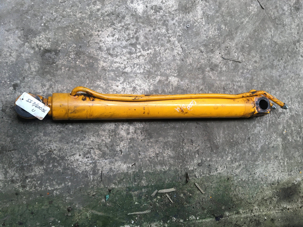 SECOND HAND DIPPER RAM JCB Part No. 557/60086 MINI DIGGER, SECOND HAND, USED Vicary Plant Spares