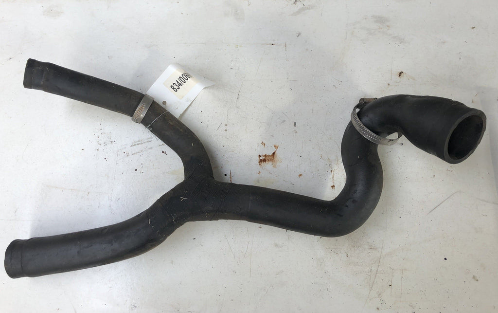 SECOND HAND COOLER HOSE JCB Part No. 834/00699 1CX, SECOND HAND, USED Vicary Plant Spares