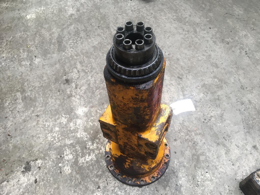 SECOND HAND AXLE ARM JCB Part No. 450/23501 SECOND HAND, USED, WHEELED LOADER Vicary Plant Spares