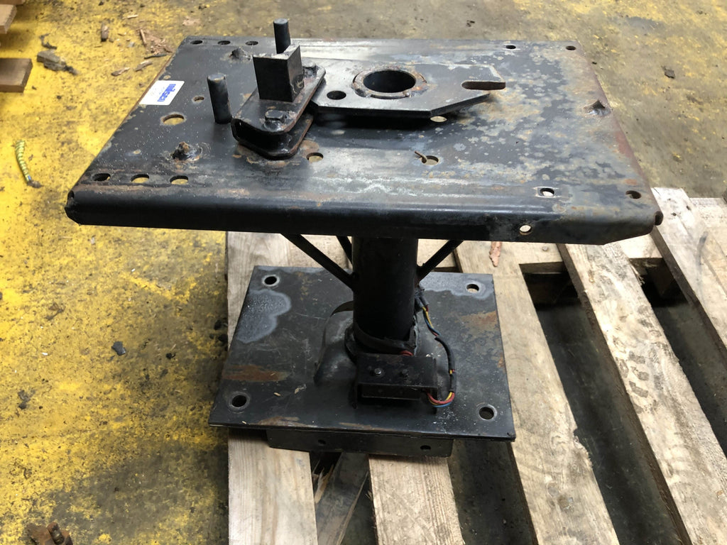 SECOND HAND SEAT STAND JCB Part No. 40/902705 - Vicary Plant Spares