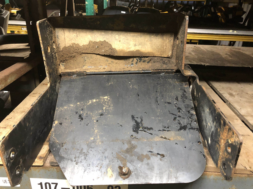 SECOND HAND BATTERY COVER/STEP JCB Part No. 335/05701 LOADALL, SECOND HAND, TELEHANDLER, USED Vicary Plant Spares
