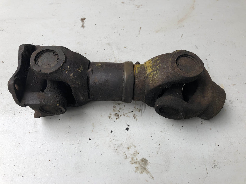 SECOND HAND PUMP DRIVE SHAFT JCB Part No. 914/31000 - Vicary Plant Spares