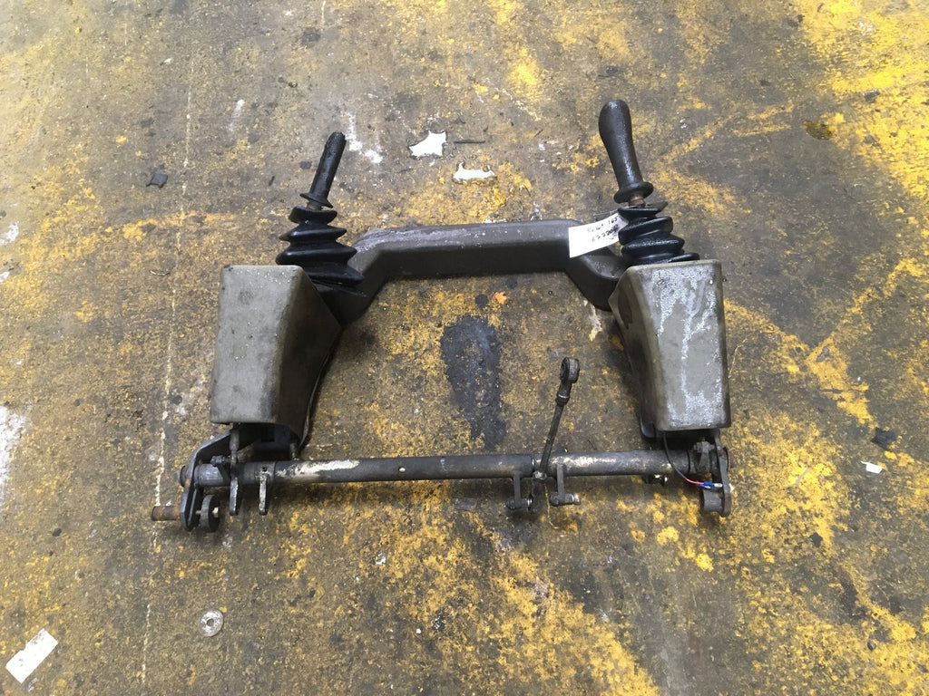 SECOND HAND CONTROLS JCB Part No. 246/78200 ROBOT, SECOND HAND, USED Vicary Plant Spares
