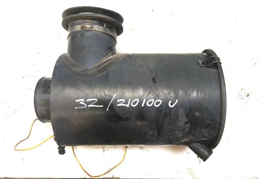 SECOND HAND AIR FILTER HOUSING JCB Part No. 32/210100 FASTRAC, SECOND HAND, USED Vicary Plant Spares