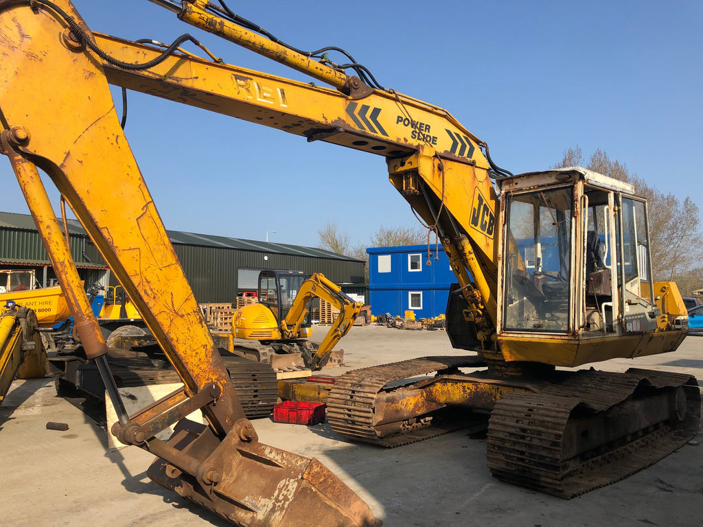 JCB 814 SERIAL NUMBER 202101 YEAR 1986 EARLY EXCAVATOR Vicary Plant Spares